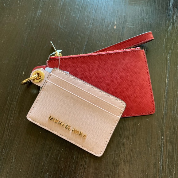 🐝 🆕 NWT MICHAEL KORS wristlet with card holder - Picture 2 of 10